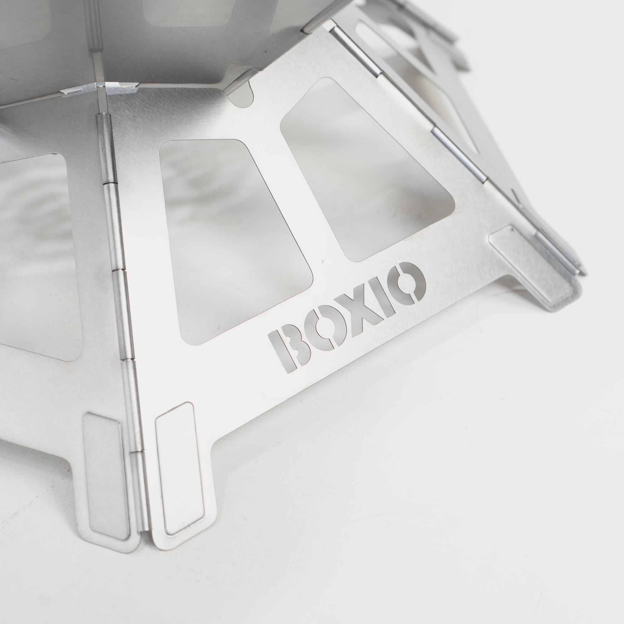 BOXIO FIRE — Lightweight Collapsible Portable Fire Pit & Camp Grill